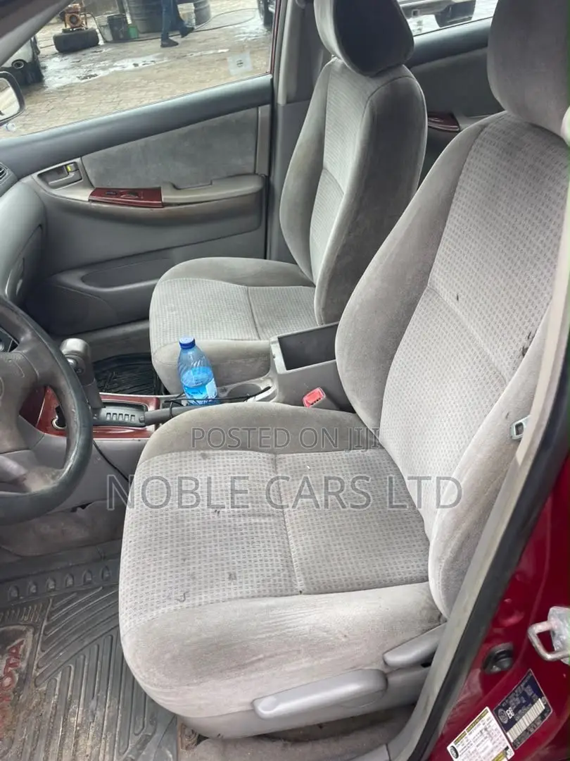 Toyota Corolla 2005 Red