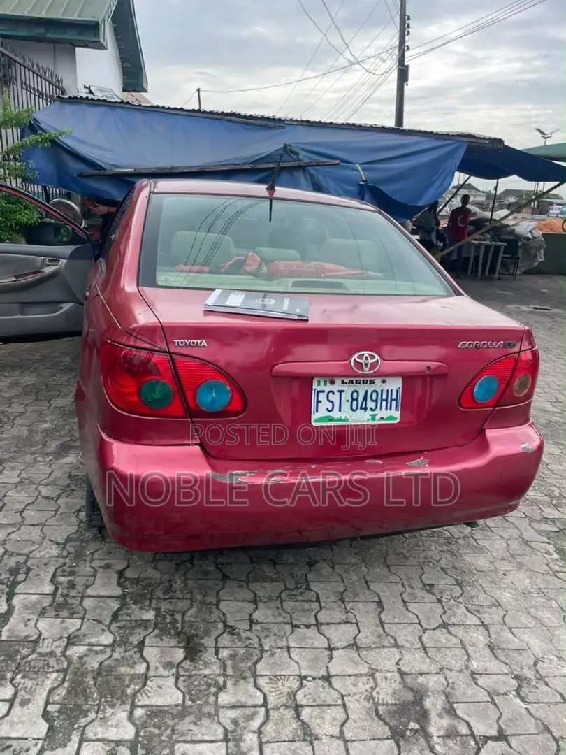 Toyota Corolla 2005 Red