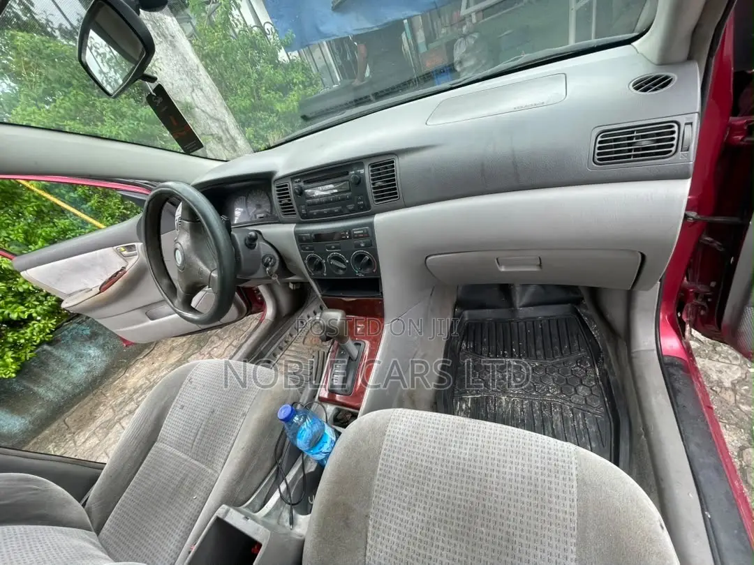 Toyota Corolla 2005 Red