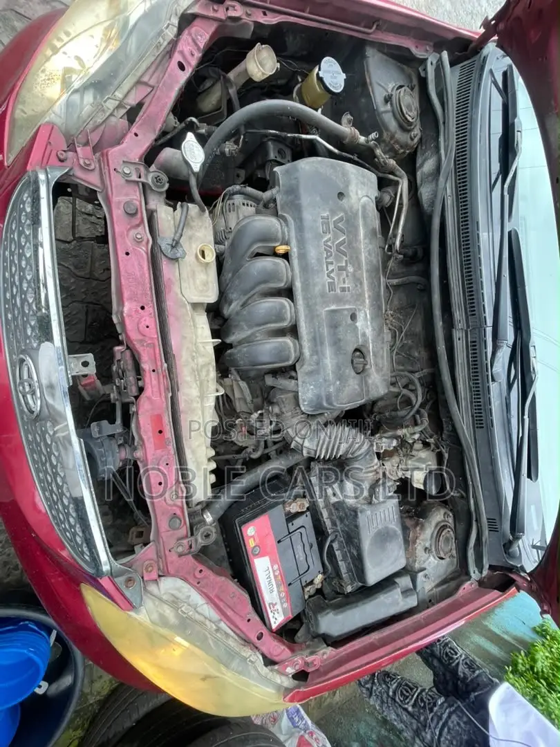 Toyota Corolla 2005 Red