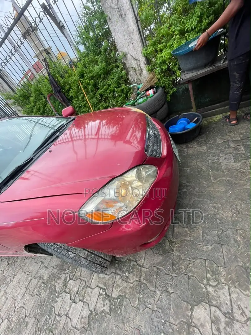 Toyota Corolla 2005 Red