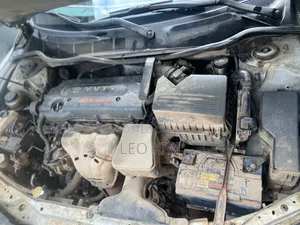 Toyota Camry 2010 Silver