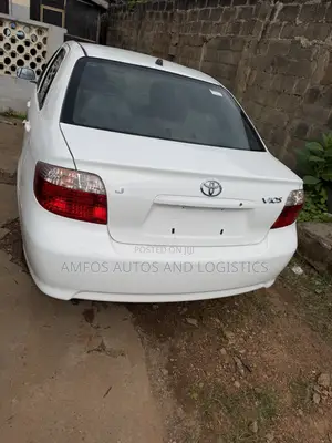Toyota Vios 2010 Off white