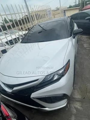 Toyota Camry XSE 2023 White