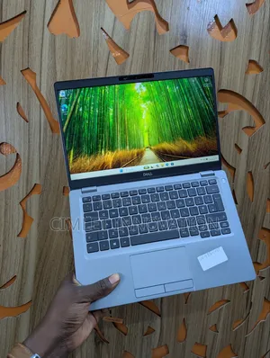 Laptop Dell Latitude 5310 8GB Intel Core i5 SSD 256GB