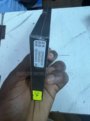 iPhone 15 Pro Max Screen Available