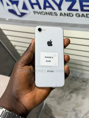 Apple iPhone 8 64 GB White