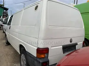Volkswagen Transporter 2004 White