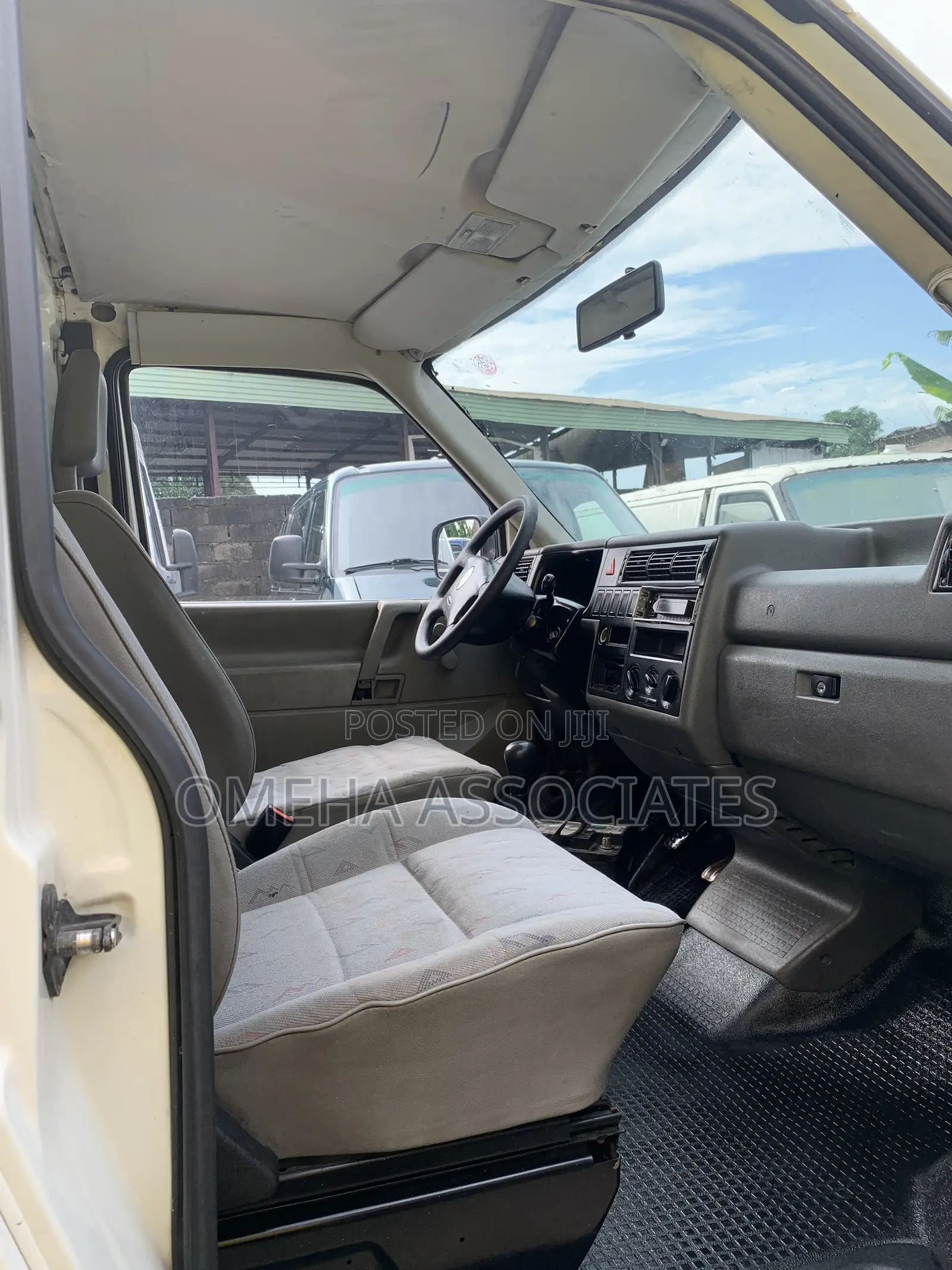 Volkswagen Transporter 2004 White