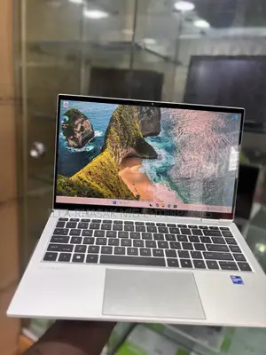 Laptop HP EliteBook x360 1040 G7 16GB Intel Core i7 SSD 512GB