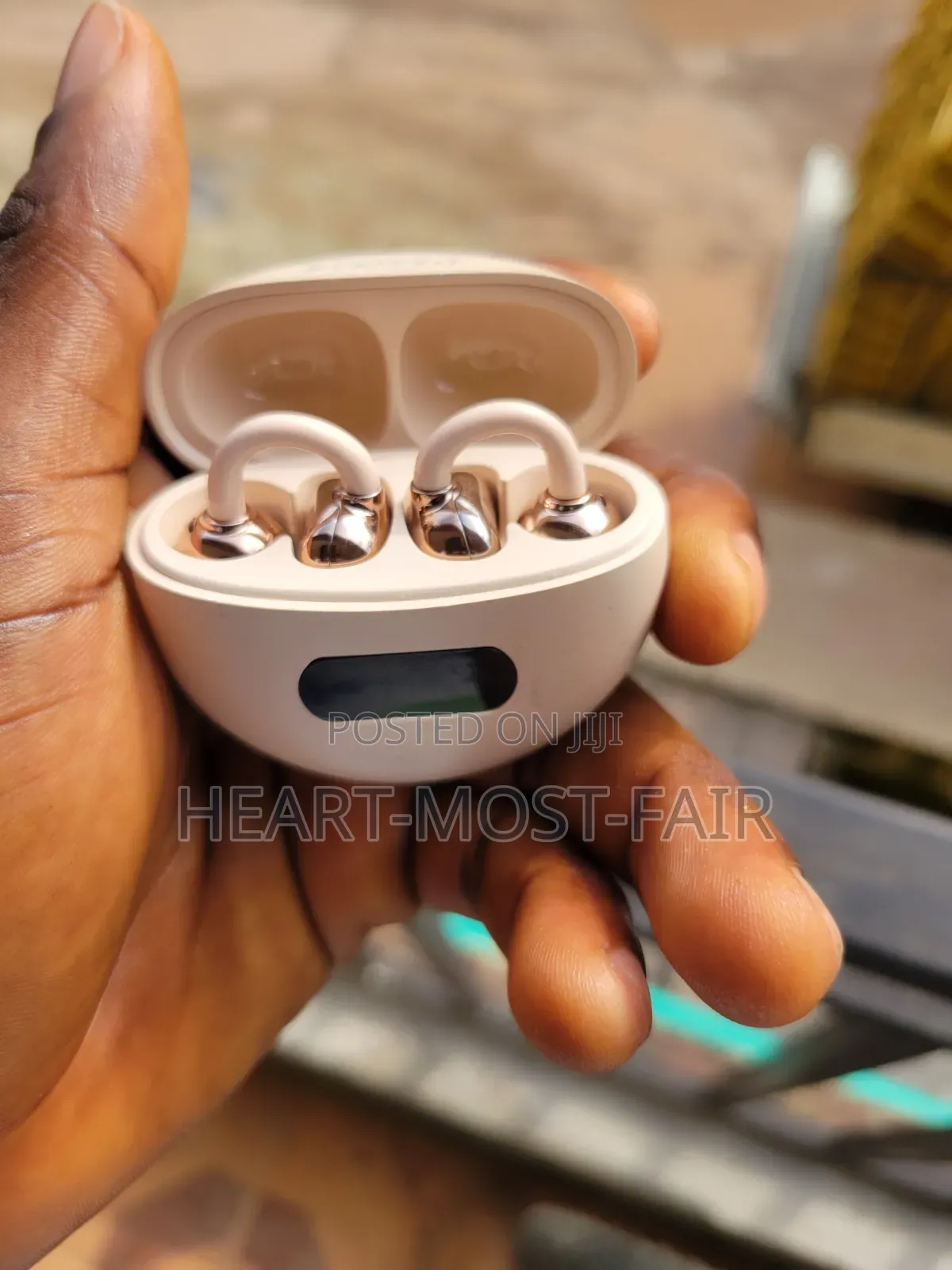 Bluetooth Earbuds