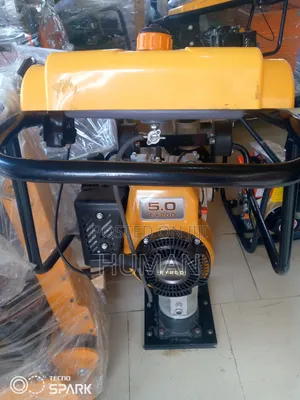 Petrol Taping Rammer Machine