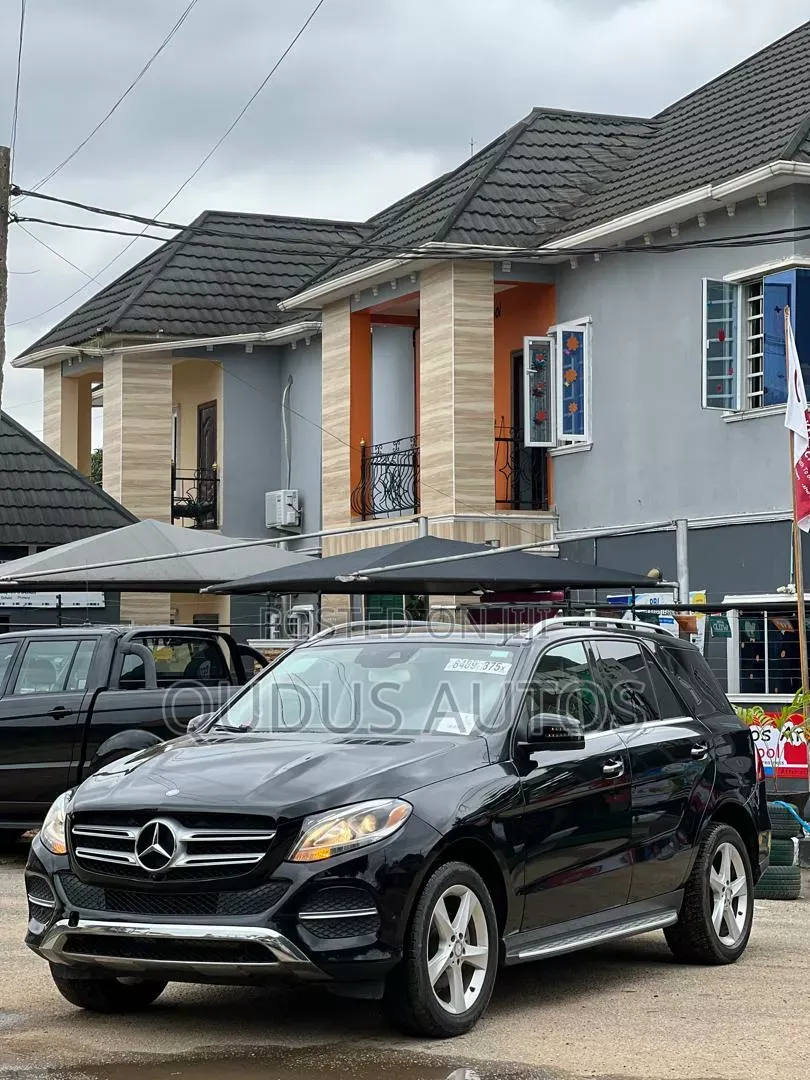 Mercedes-Benz GLE-Class 2017 Black
