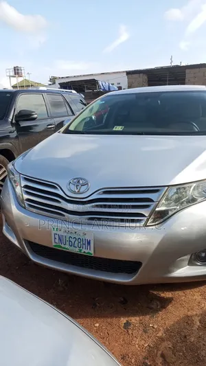 Toyota Venza V6 2010 Silver