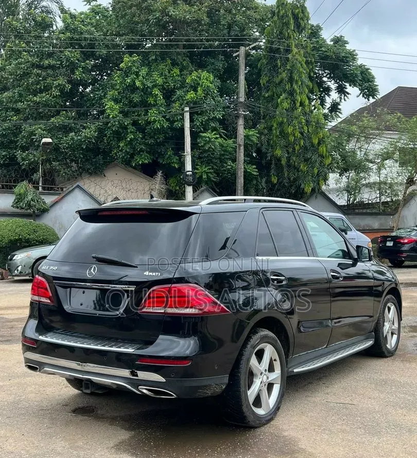 Mercedes-Benz GLE-Class 2017 Black