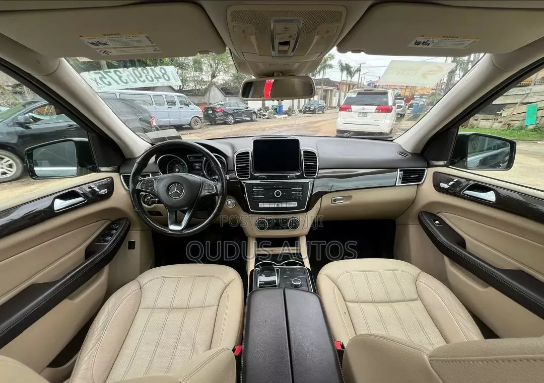 Mercedes-Benz GLE-Class 2017 Black