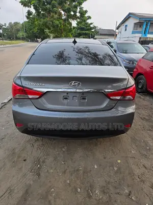 Hyundai Sonata Limited 4dr Sedan (2.4L 4cyl 6A) 2014 Gray