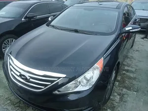 Hyundai Sonata SE 4dr Sedan (2.4L 4cyl 6A) 2014 Black