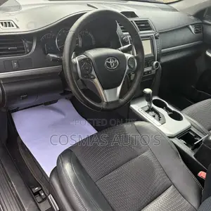 Toyota Camry SE 4dr Sedan (2.5L 4cyl 6A) 2012 Black