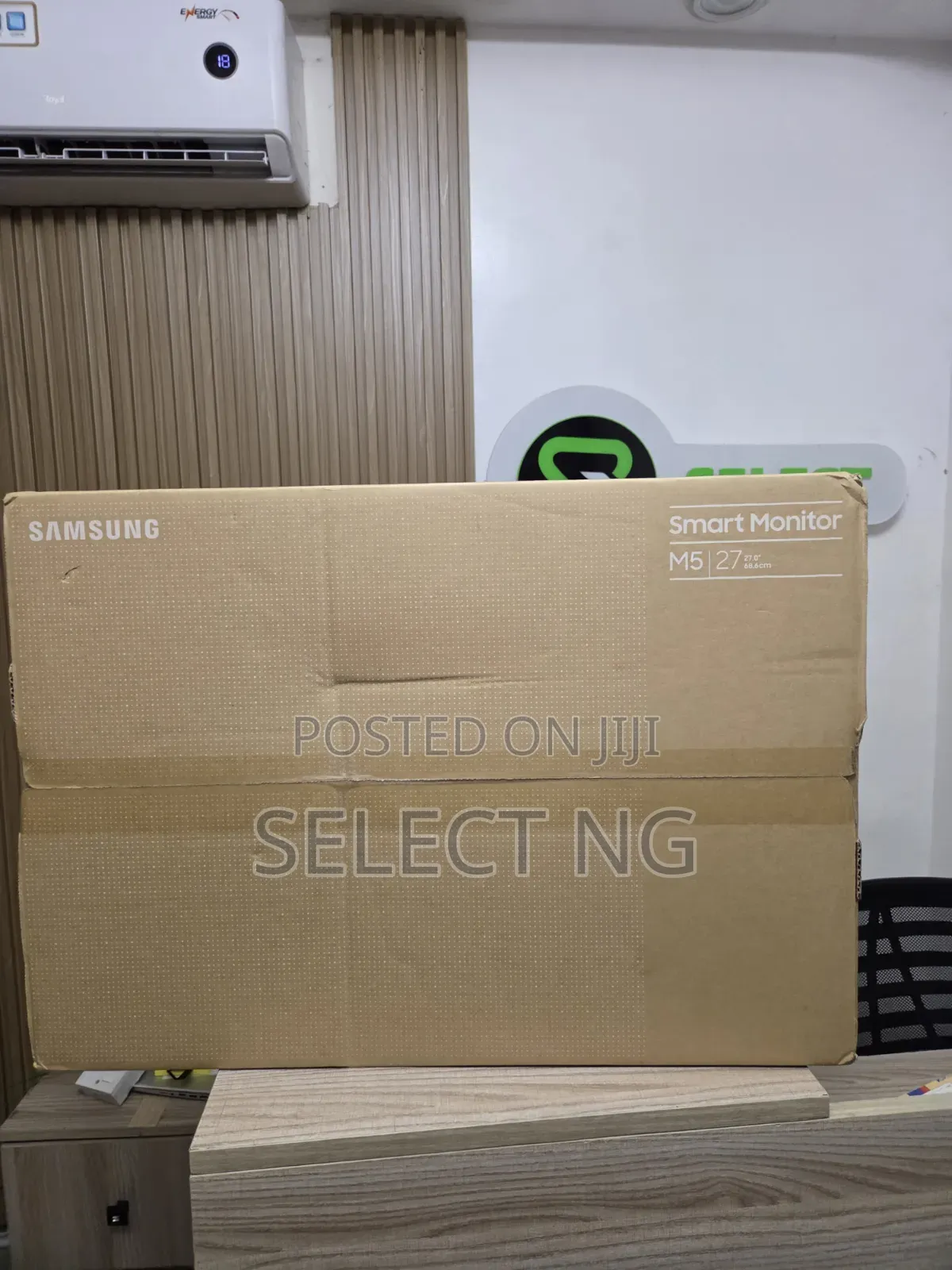 Samsung Smart Monitor M5 27"