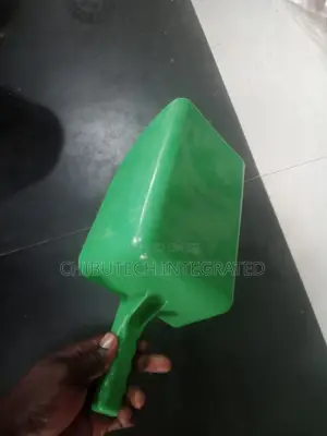Green Plastic Utility Hand Scoop or Dust Pan/Food Scoop