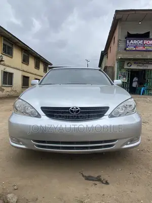 Toyota Camry 2005 Silver