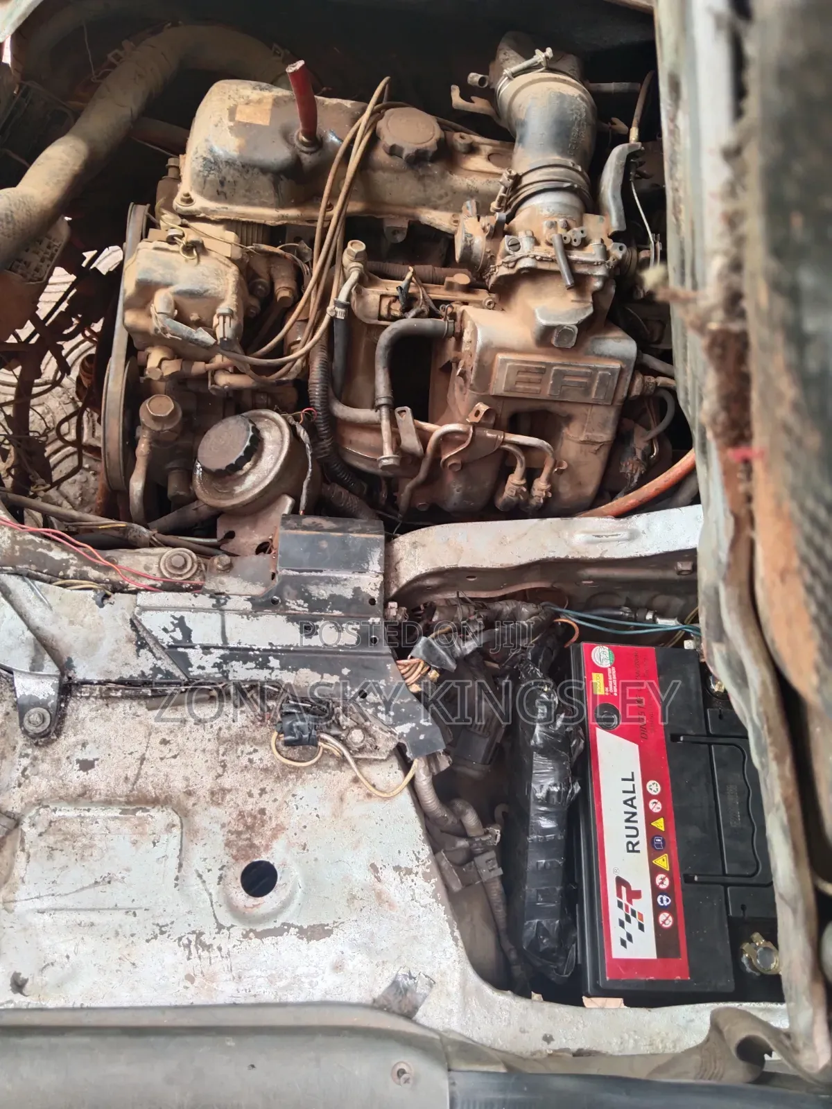 Toyota HiAce 2010 Silver