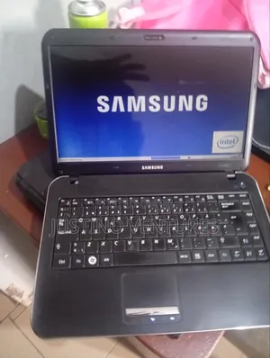 Laptop Samsung X420 4GB Intel Core 2 Duo HDD 250GB