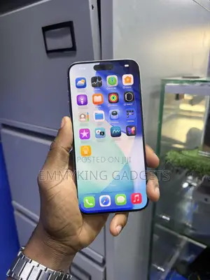 New Apple iPhone 15 Pro Max 256 GB White