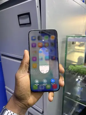 New Apple iPhone 15 Pro Max 256 GB White