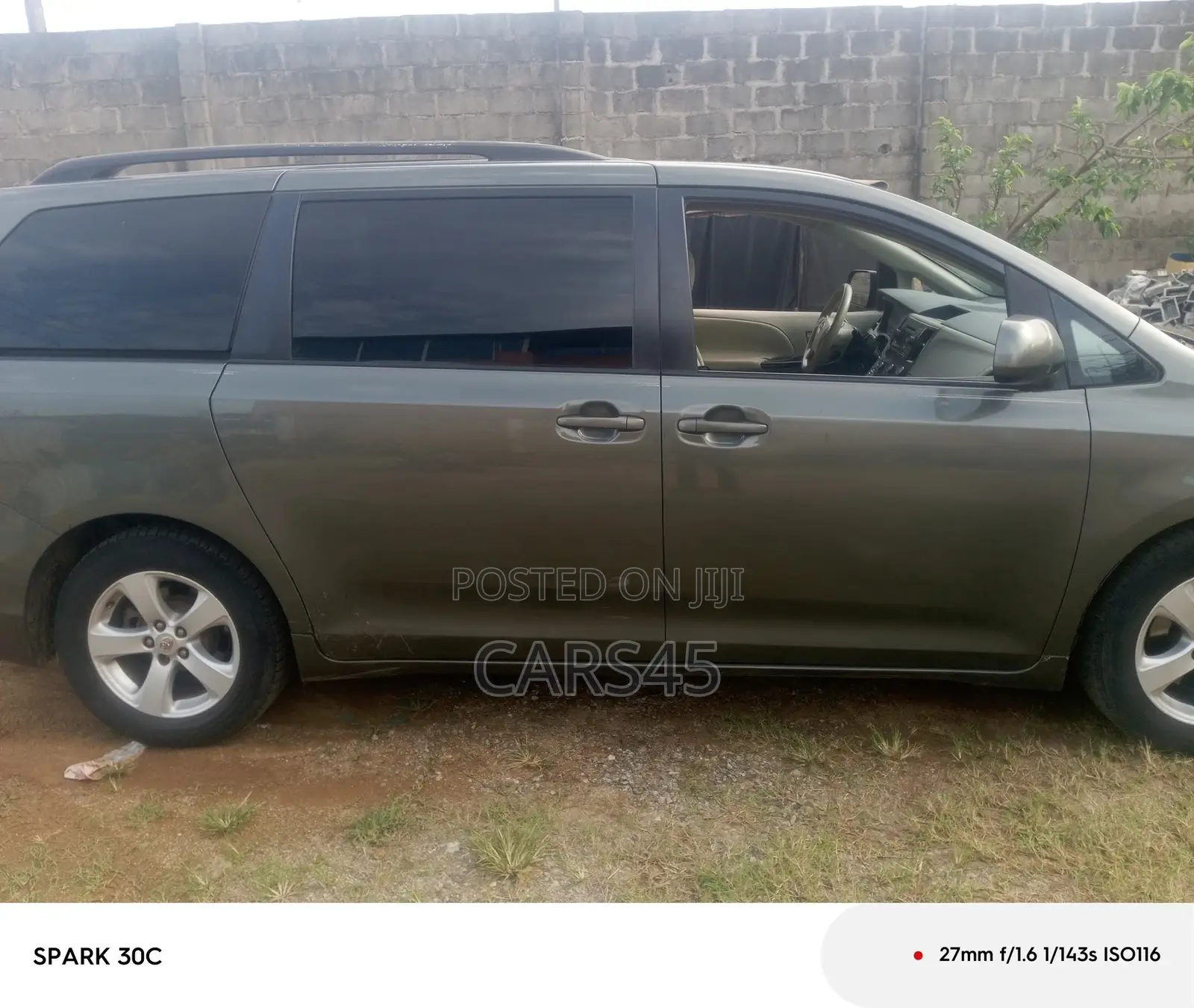 Toyota Sienna 2011 Gray
