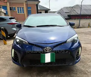 Toyota Corolla 2017 Blue