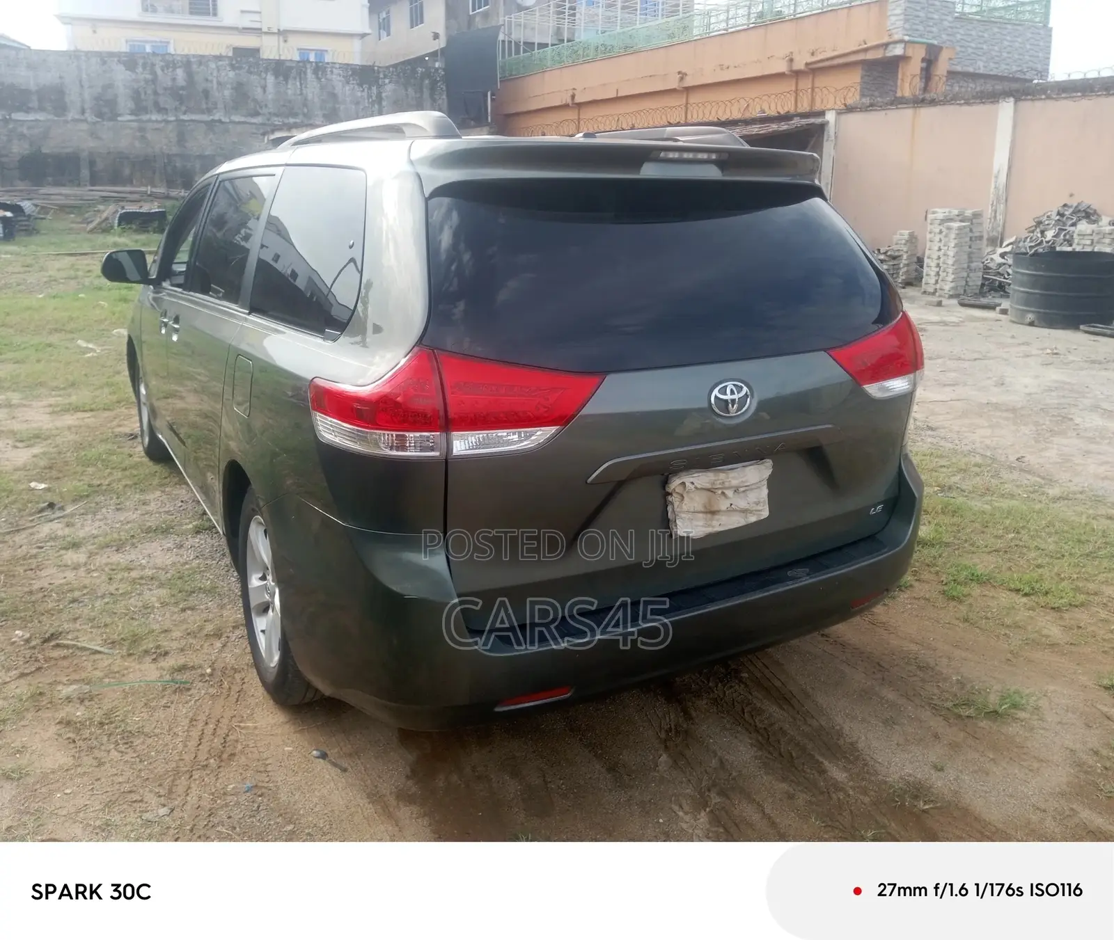 Toyota Sienna 2011 Gray
