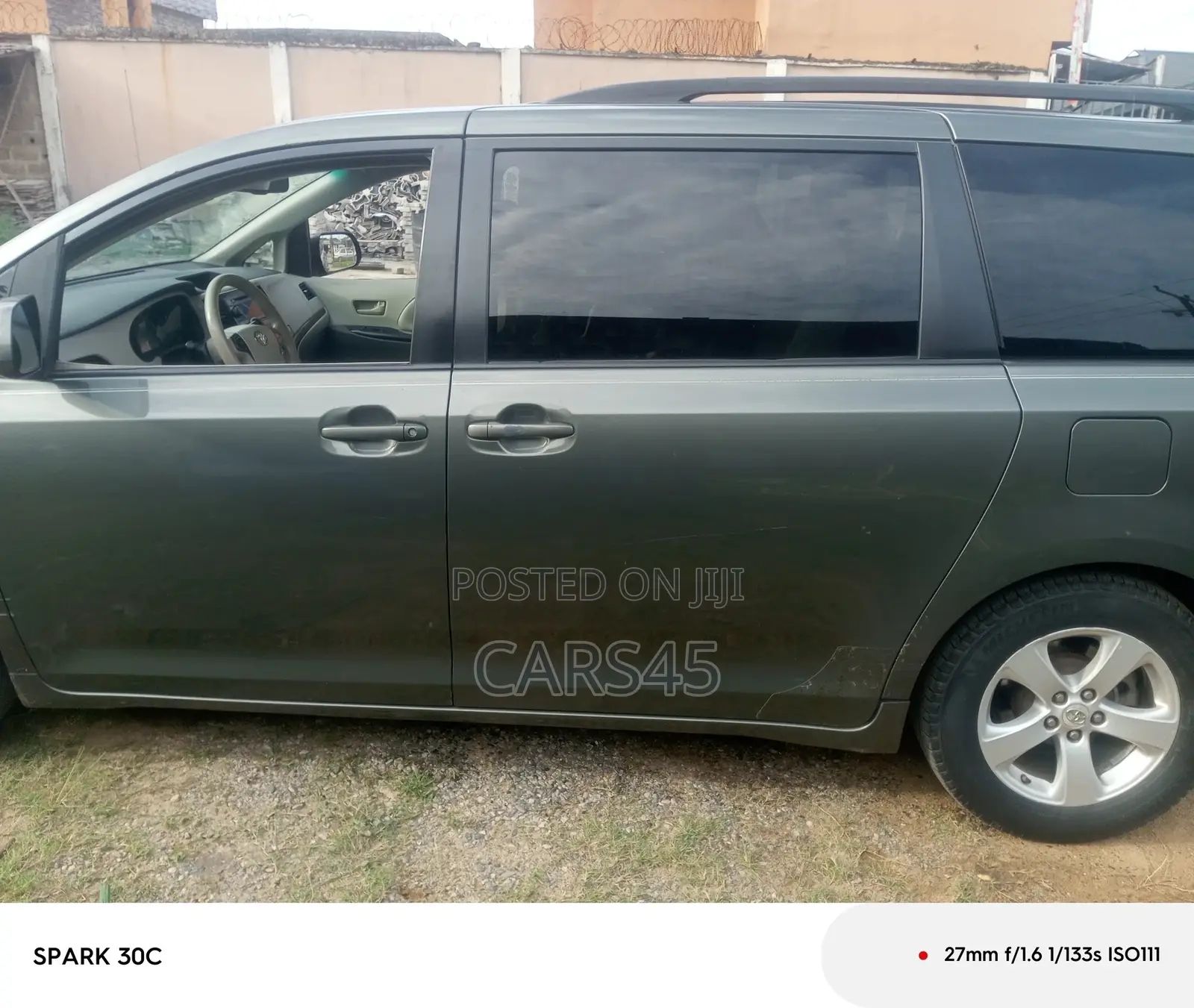Toyota Sienna 2011 Gray