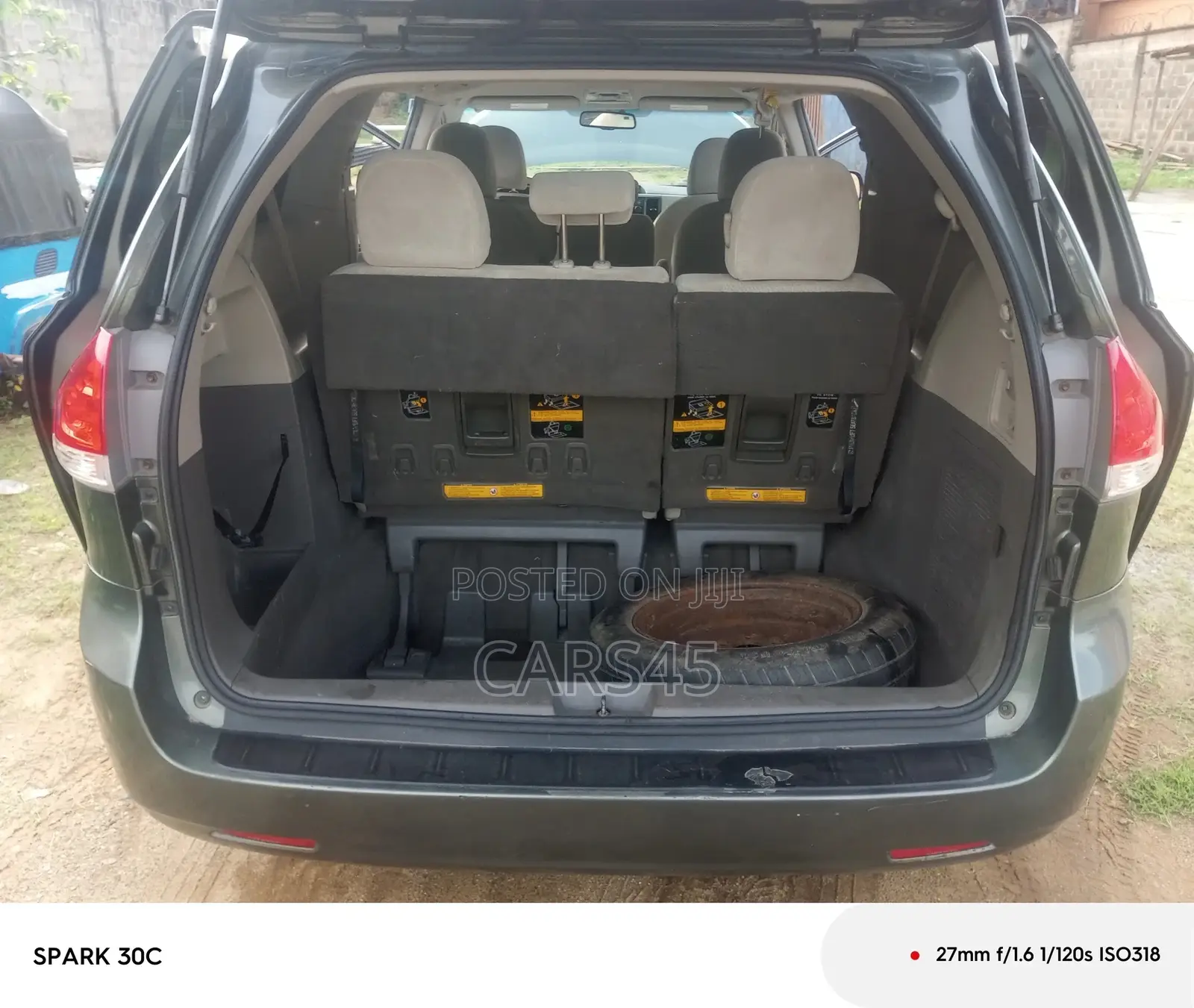 Toyota Sienna 2011 Gray