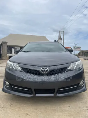 Toyota Camry 2014 Gray