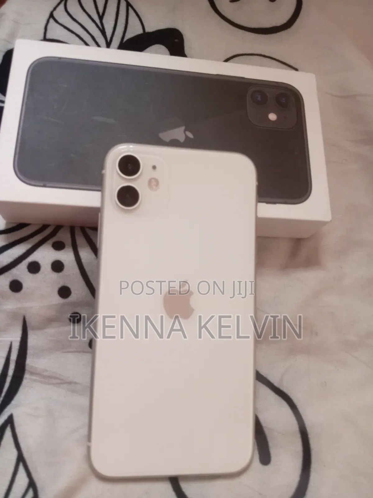 Apple iPhone 11 64 GB White