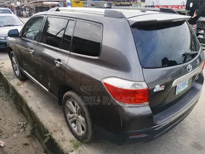 Toyota Highlander 2013 Gray