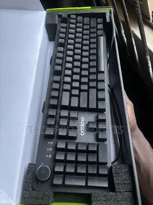 Mechanical Keyboard & Microphone