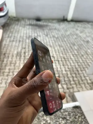 Apple iPhone 13 128 GB