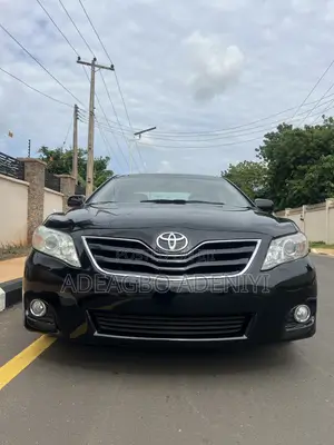 Toyota Camry LE 4dr Sedan (2.5L 4cyl 6AM) 2010 Black