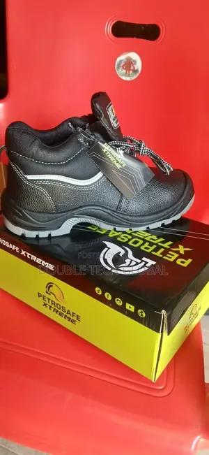 Original Petrosafe Xtreme Safety Boot - Size 42