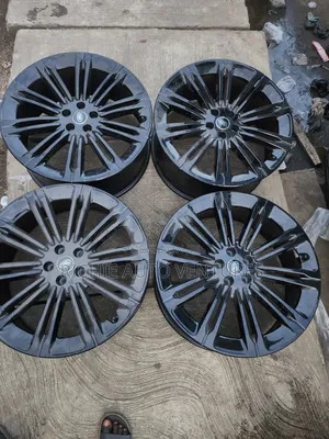 Original Oem Rang Rover 2020,2023,2024 Rim.
