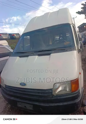 Ford Transit 2000 White