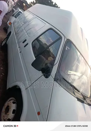 Ford Transit 2000 White
