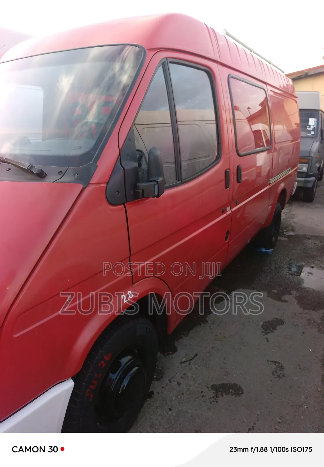 Ford Transit 2005 Red