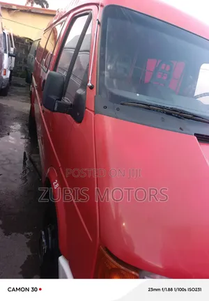 Ford Transit 2005 Red