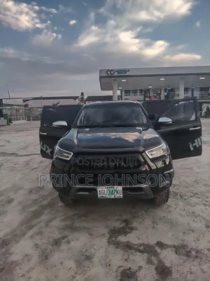 Toyota Hilux 2008 Black