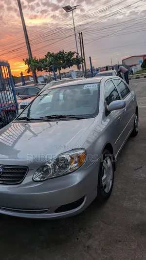Toyota Corolla LE 2005 Silver
