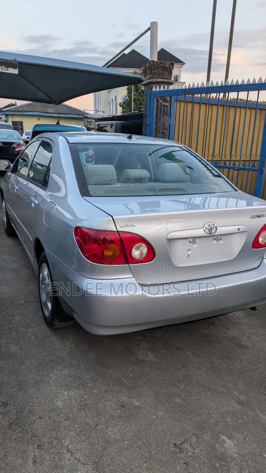 Toyota Corolla LE 2005 Silver